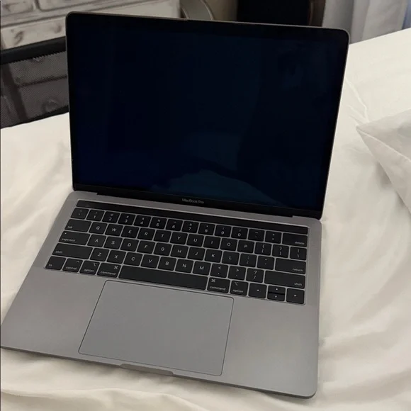 2019 Apple MacBook Pro with touchbar